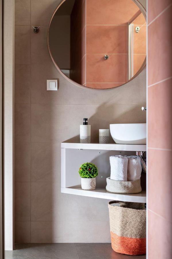 Big Blue Suites Gf Ierápetra Dış mekan fotoğraf